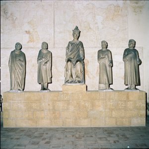 Estatua de Enrique VII (12745-1313), Emperador del Sacro Imperio Romano, con sus Consejeros 1315