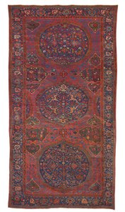 Gran alfombra Ushak de triple medallón, Anatolia Occidental, principios del siglo XVII