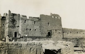 Monasterio de San Simeón tras su restauración, Asuán, Egipto, fotografía de Ugo Monneret de Villard de Ugo Monneret de Villard