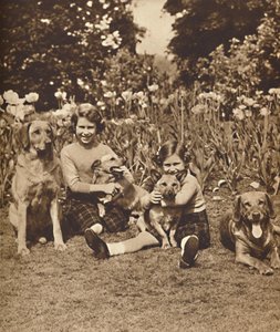 -Y amigos, Princesas Isabel y María en Royal Lodge, Windsor, c1936 1937