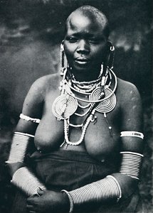 Una matrona masái, 1912 de Unbekannt