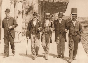 Un grupo de caballeros caminando, 1937 de Unbekannt
