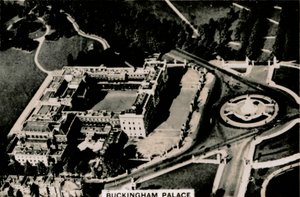 Vista aérea del Palacio de Buckingham, 1939 de Unbekannt