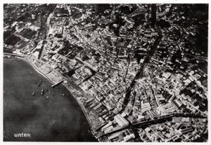 Vista aérea de Funchal, Madeira, desde un Zeppelin, 1928-1933