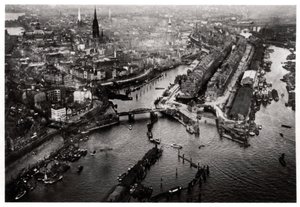 Vista aérea del puerto de Hamburgo, Alemania, desde un Zeppelin, c1931 1933 de Unbekannt