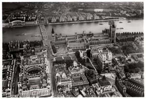 Vista aérea de Westminster, Londres, desde un Zeppelin, 1931-1933 de Unbekannt