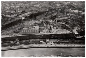 Vista aérea del Kremlin, Moscú, URSS, desde un zepelín, 1930-1933 de Unbekannt