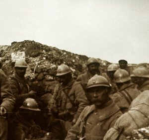 Después del ataque, Artois, norte de Francia, c1914-c1918 de Unbekannt