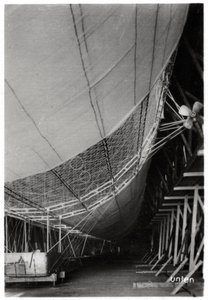 Dirigible LZ1 Graf Zeppelin en construcción, 1899 1933 de Unbekannt