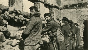 Soldados Aliados en Flandes, Primera Guerra Mundial, 1915, c. 1920 de Unbekannt