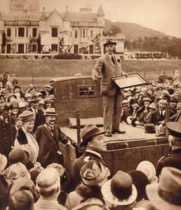 Una subasta benéfica en Balmoral, años 1930