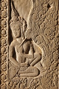 Tallado de bailarina Apsara en Angkor Wat de Unbekannt