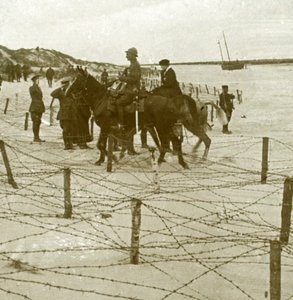 Llegando a La Panne, Flandes, Bélgica, c1914-c1918