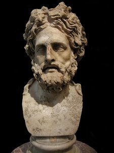 Asclepio, dios de la medicina y la curación. Copia romana de la estatua griega de Phyromachos, siglo II a.C. de Unbekannt