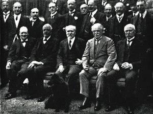 En el Número 10, Downing Street, c1922, 1945