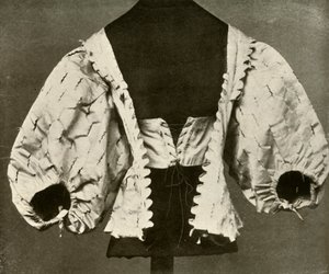 Corpiño de satén blanco cortado y picado, c1620-1640, 1937 de Unbekannt