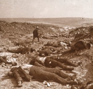 Cuerpos, Maurepas, Francia, c1914-c1918 de Unbekannt