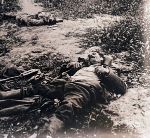 Cuerpos de soldados muertos, c1914-c1918 de Unbekannt