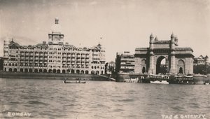 Bombay - Taj y Puerta, c1930 de Unbekannt
