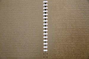 Biblia en braille, París, Francia