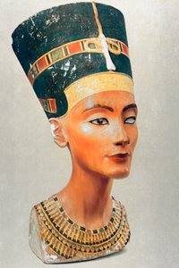 Busto de Nefertiti, reina y esposa del faraón egipcio Akhenatón Amenhotep IV de Unbekannt