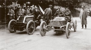 Coche de motor de 80 hp Mors de C S Rolls (izquierda) compitiendo contra un Wolseley, Irlanda de Unbekannt