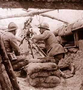 Ametralladora camuflada, c1914-c1918 de Unbekannt