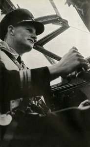 Capitán Gilbert Rae, piloto de BOAC Mosquito, Segunda Guerra Mundial, c1939-c1944 de Unbekannt