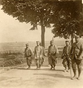 Francotirador alemán capturado, Champagne, norte de Francia, c1914-c1918 de Unbekannt