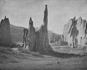 Agujas de la Catedral, Jardín de los Dioses, Colorado, EE.UU., c1900 de Unbekannt