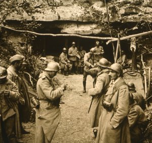 Cuevas, Mennevilliers, Francia, c1914-c1918 de Unbekannt
