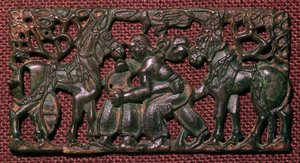 Placa de bronce china de hombres luchando, siglo V a.C.