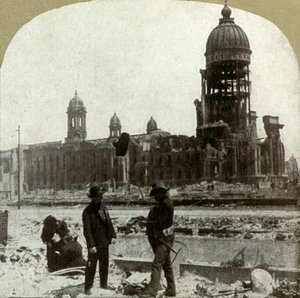 Ayuntamiento desde la calle McAllister mirando al noreste, 1906 de Unbekannt