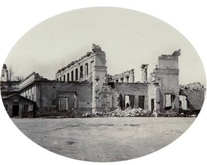Edificio dañado en Sebastopol después de la Guerra de Crimea, Crimea, 1850s de Unbekannt