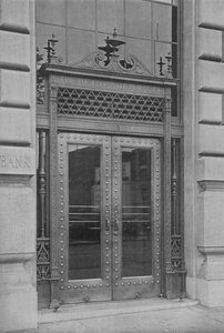 Detalle de la puerta de entrada lateral, Banco Nacional de Phoenix, 1924 de Unbekannt