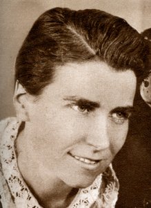 Dorothy Arzner, directora de cine estadounidense, 1933