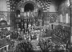 Servicio de Domingo de Pascua en la Iglesia Griega, Bayswater, Londres, c1903 de Unbekannt