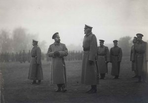 El Emperador Nicolás II y el Gran Duque Nikolai Nikolaevich en Baranovichi, septiembre de 1914 de Unbekannt
