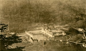 Abadía de Ettal desde la ladera norte, Baviera, Alemania, c1922 de Unbekannt