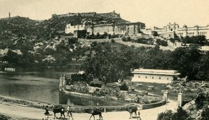 Fuerte y Palacio, Amber de Unbekannt
