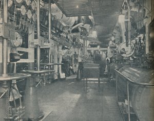 Sala de máquinas delantera del Empress of Britain, con plataforma de control, 1936 de Unbekannt