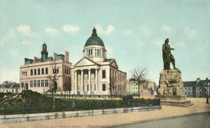 Biblioteca Libre Iglesia Libre S y Estatua de Wallace - Aberdeen de Unbekannt