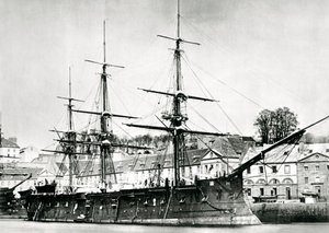 Buque de guerra francés, l