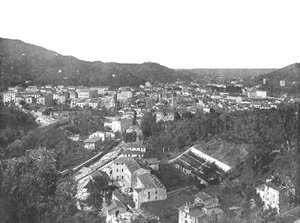 Vista general de la ciudad de Carrara, Italia, 1895 de Unbekannt