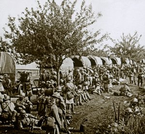 Subiendo la línea a Verdún, norte de Francia, c1914-c1918 de Unbekannt