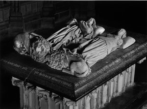 Arte gótico: Gisants de Carlos I de Borbón (1401-1457) y Agnes de Borgoña (1407-1476) esculpidos por Jacques Morel (1417-1459). 1448-1453. Iglesia de San Pedro de Souvigny (Allier). de Unbekannt