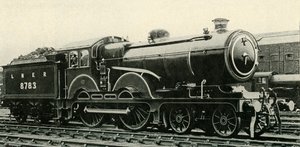 Tipo Great Eastern 4-4-0 en librea especial para trenes reales, c1930