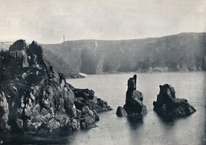Guernsey - Bahía de Moulin Huet, con las Rocas del Perro y el León, 1895 de Unbekannt