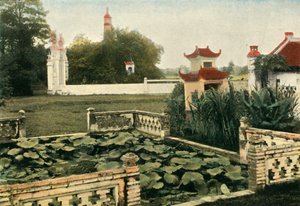Hanoi. Pagoda Du Pinceau, Hanoi. Pagoda But Thap, 1900 de Unbekannt
