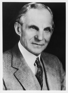 Henry Ford, ingeniero y fabricante de automóviles estadounidense, 1908